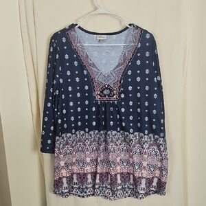 Women's Navy and Pink Patterned Top